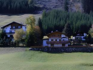 Haus`l am Ruan Apartment hotel in Tyrol