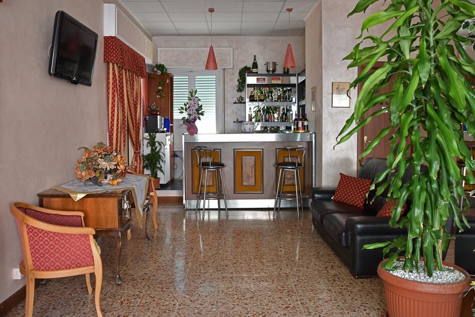 Bar/lounge