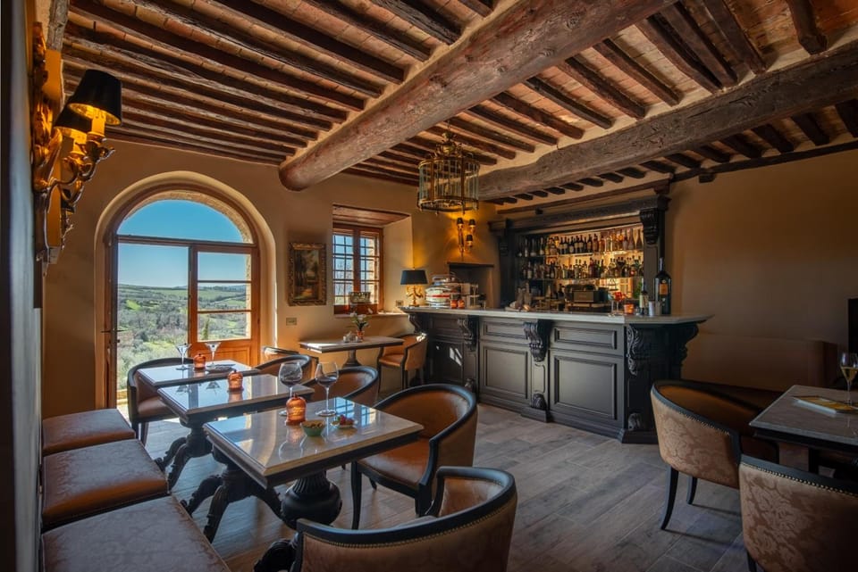 Bar/lounge