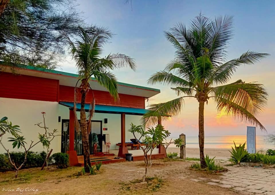 Golden Bay Cottage Resort in Sala Dan
