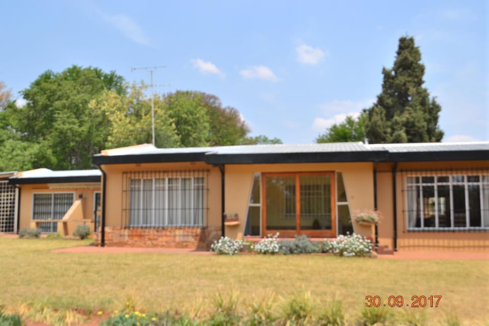 At The Rocks Country Estate Apartment hotel in Gauteng