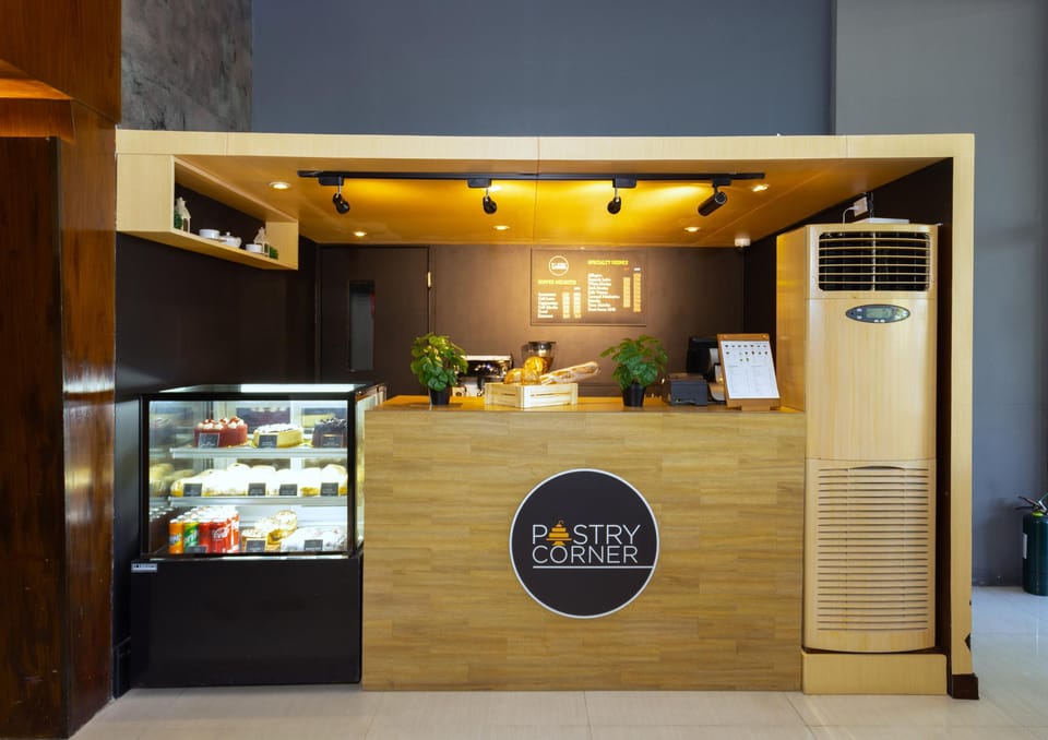 The B Hotel - Alabang Hotel in Muntinlupa