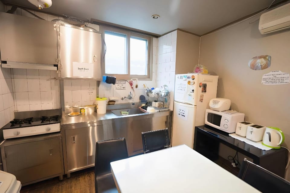 Beewon Guest House Hostel in Seoul