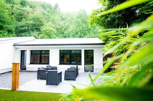 Cafe Coureur Houffalize Hotel in Luxembourg