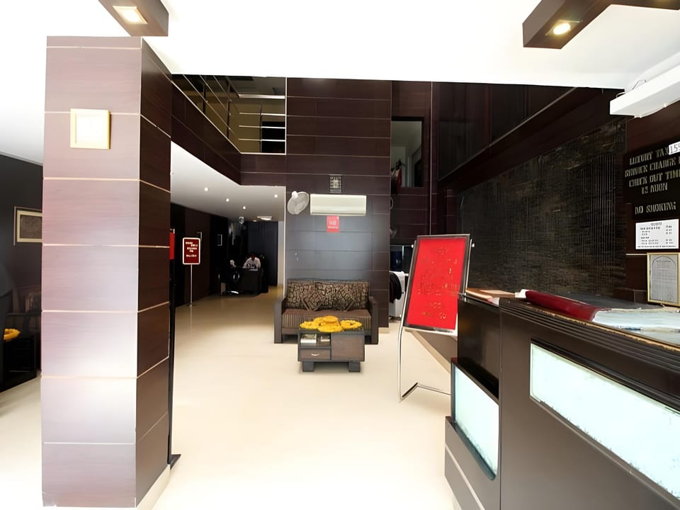 Walnut Castle Hotel in New Delhi