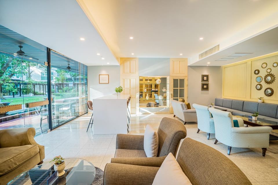 Bar/lounge