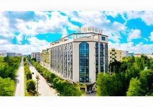 Poltton International Service Apartment Zhongshan Taifeng Xiaolan High-speed Railway Station Hotel in Guangzhou
