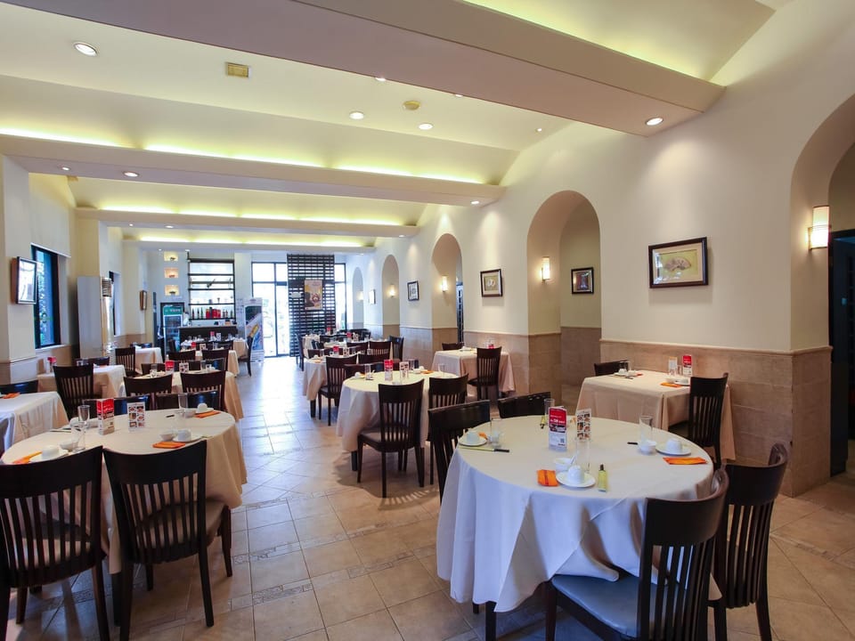 Jinjiang Inn Select Shanghai Changning Road Hotel in Shanghai
