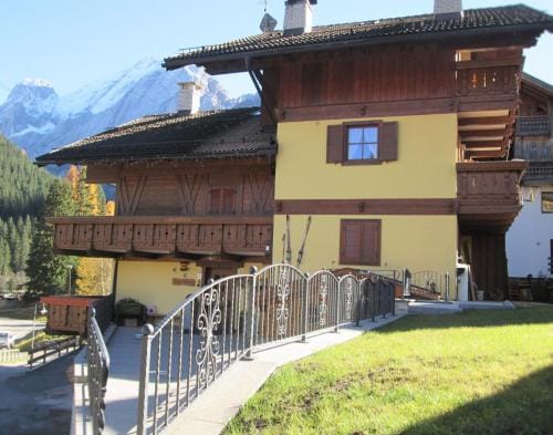 B&B Cesa Marlen Hotel in Alba