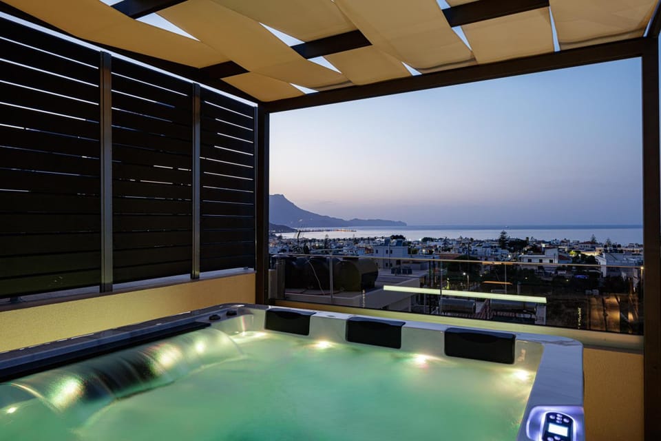 Sapphire Horizon Suites Hotel in Kissamos