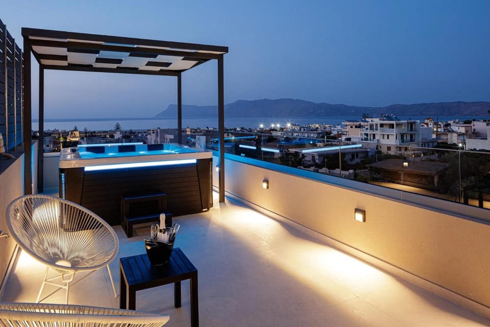 Sapphire Horizon Suites Hotel in Kissamos