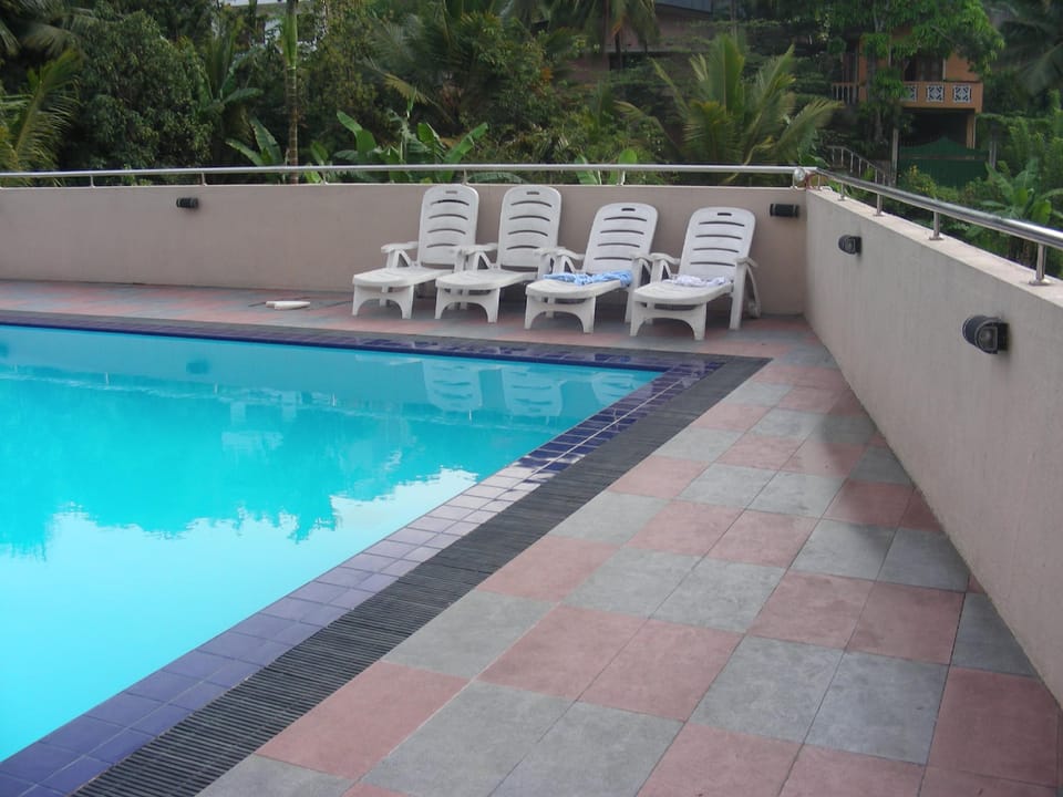 Devon Hotel Hotel in Kandy