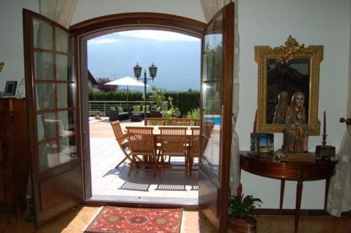 B&B L'Eden Hotel in Ollon
