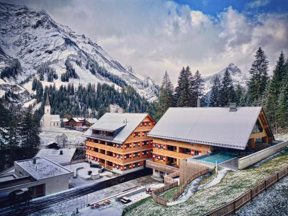 Berghaus Schrocken - Hotel Apartments Spa Hotel in Schröcken