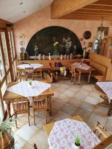 Weinhaus Paradies Hotel in Rhineland-Palatinate