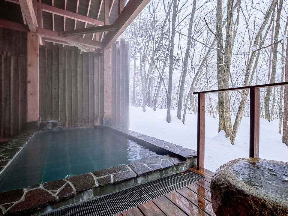 Open air bath