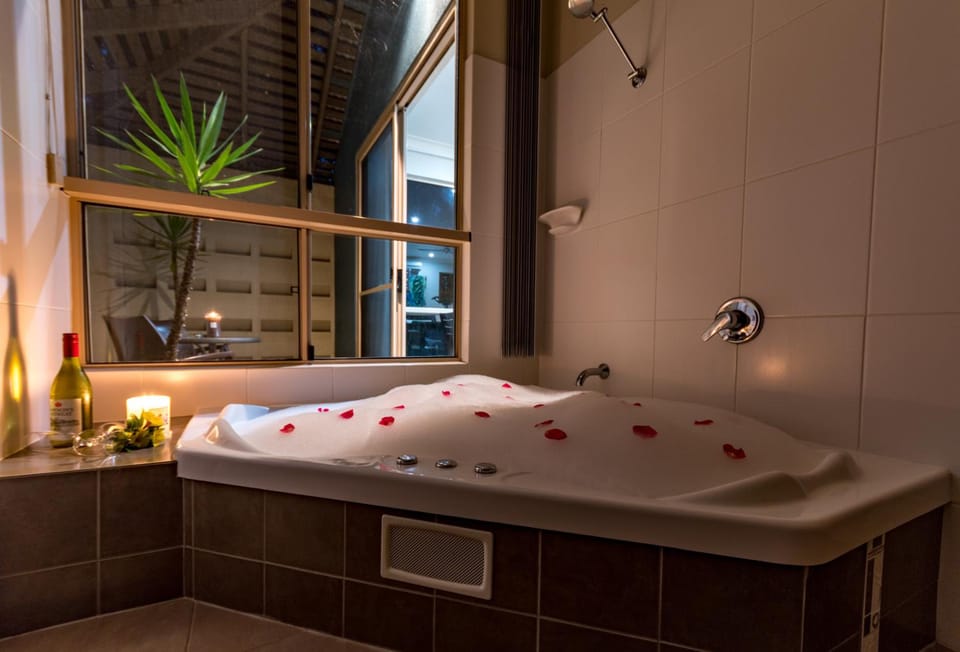 Blue Summit Hideaway Resort in Yungaburra