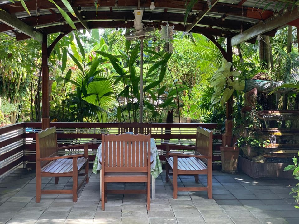 Khaolak Grand City Hotel Hotel in Khuekkhak