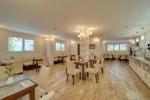 Residence Konstantina Palace Hotel in Stara Zagora, Bulgaria