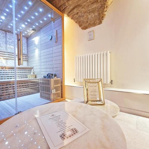 La Dolce Vita Spa privatif Hotel in Dole