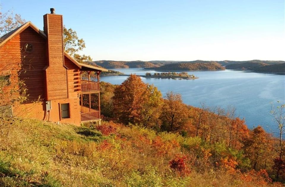Sugar Ridge Resort Hotel in Beaver Lake