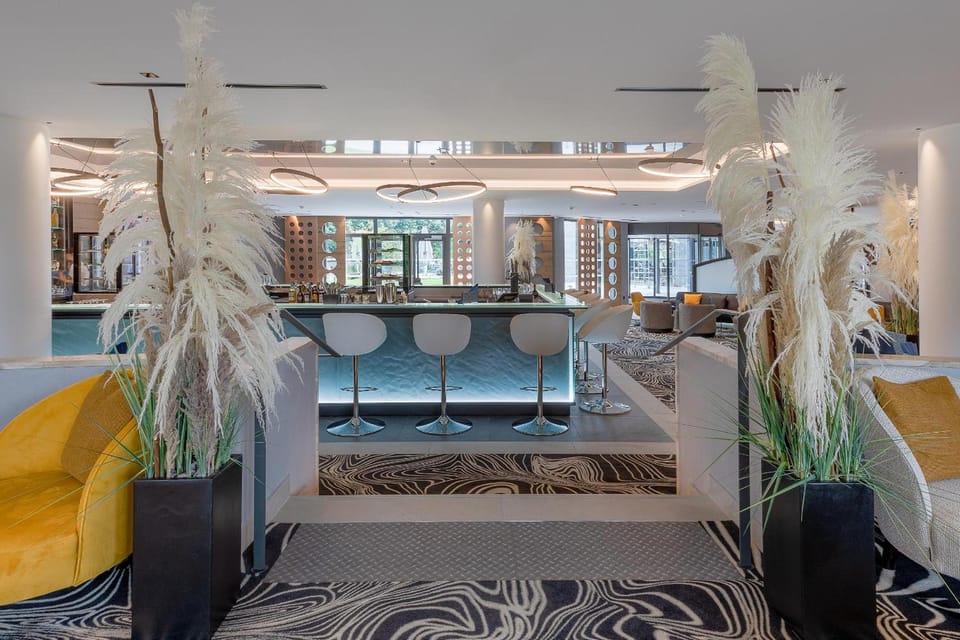 Bar/lounge