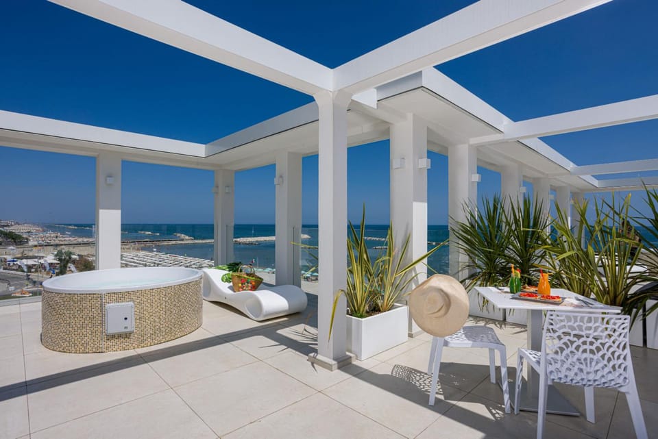 Miami Suite Hotel in Bellaria - Igea Marina