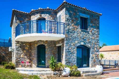 Niriides Villas Hotel in Crete