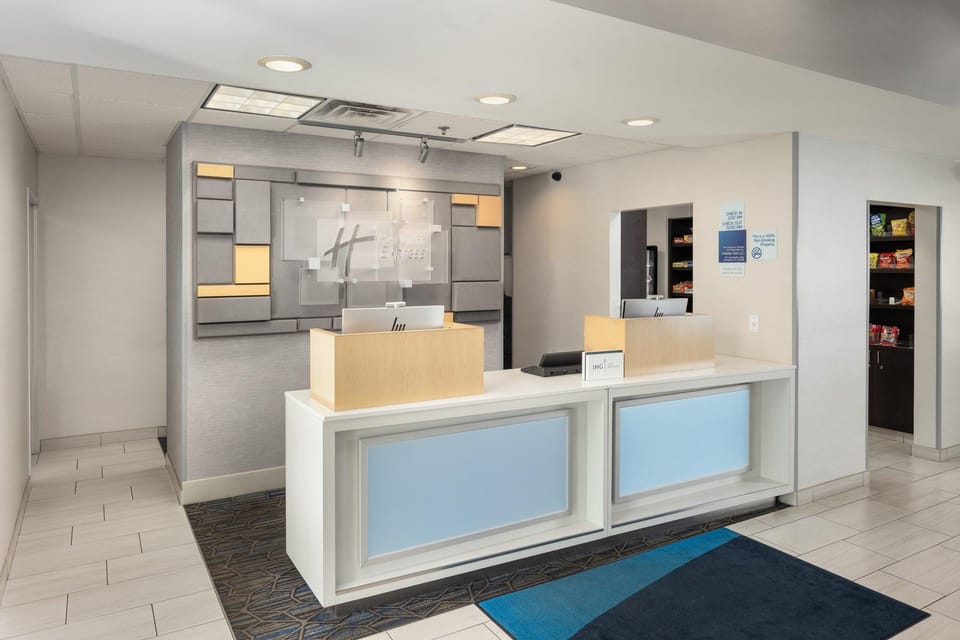 Holiday Inn Express Carrollton By IHG Hotel in Indiana