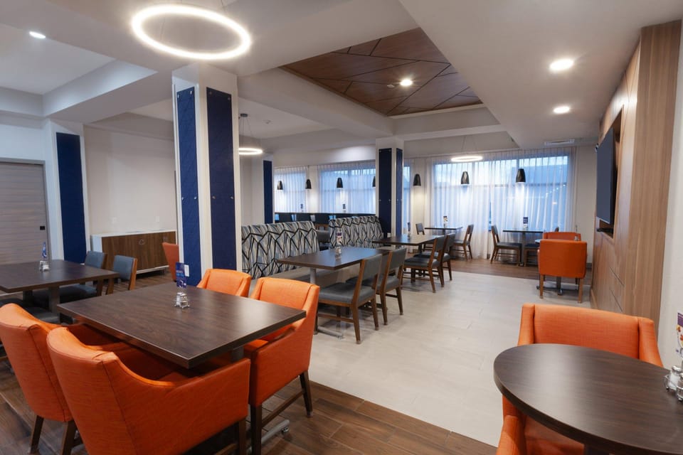 Holiday Inn Express & Suites Logan By IHG Hotel in Logan