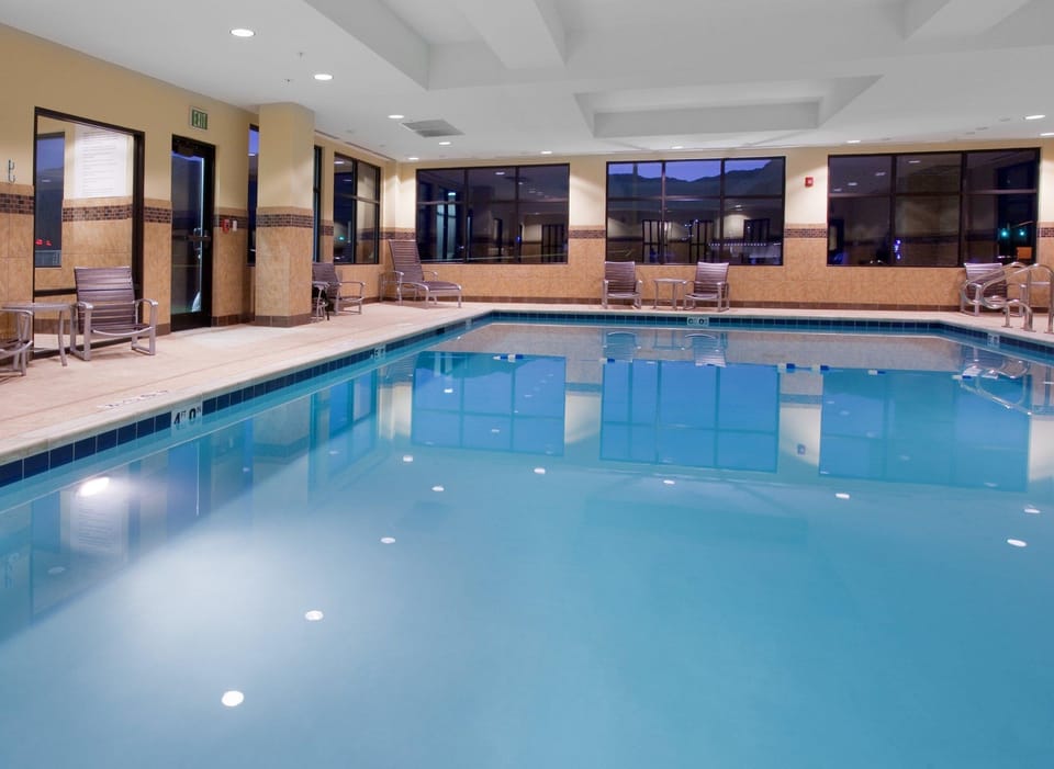 Holiday Inn Express & Suites Logan By IHG Hotel in Logan