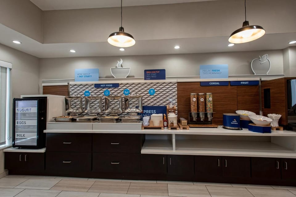 Holiday Inn Express Hotel and Suites Port Aransas/Beach Area By IHG Hotel in Port Aransas