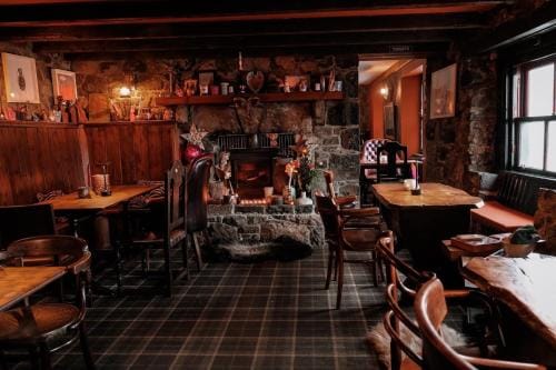 Stein Inn Hotel in Scotland