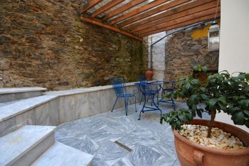 Amina Hanem Boutique Apartments Hotel in Kavala