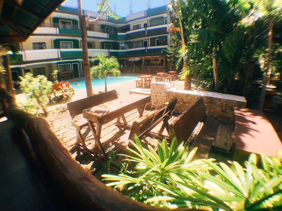 Hollywood Palm Beach Resort Resort in Puerto Galera