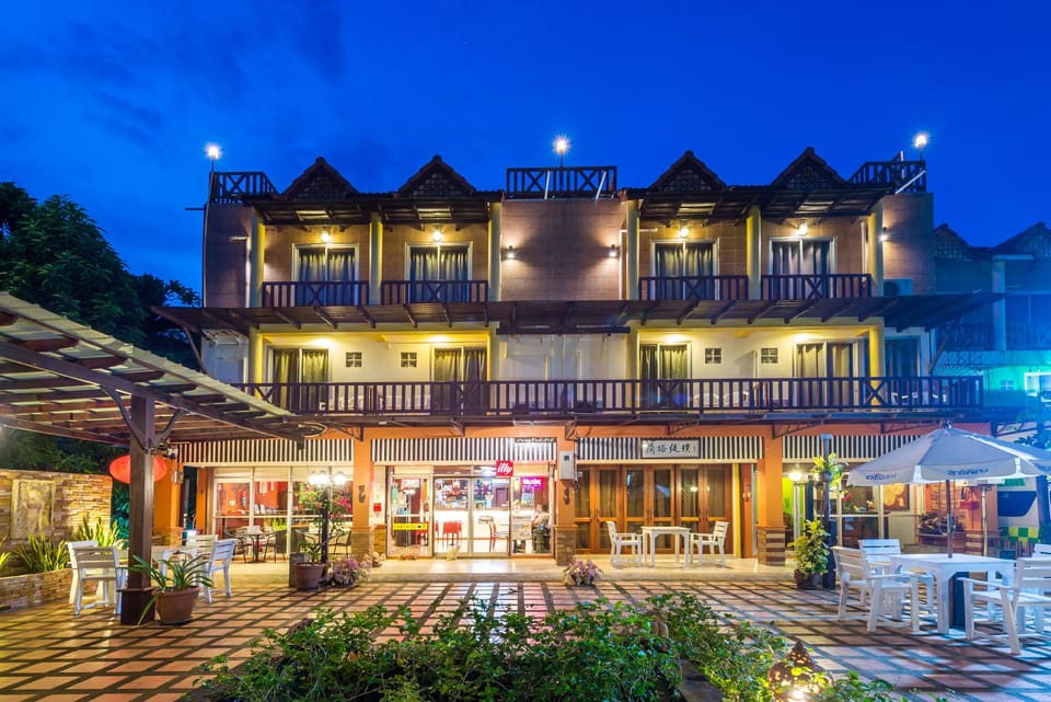 Lanta Thip House by Swiss-Belhotel Resort in Sala Dan