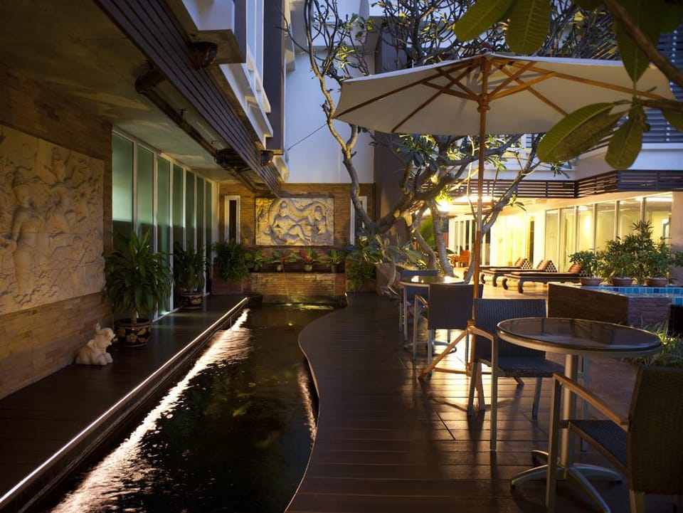 Suvarnabhumi Suite Hotel – Suvarnabhumi Airport, Bangkok Hotel in Bangkok