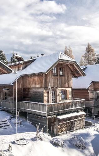 Almhutte Falkert Lodge in Carinthia, Austria