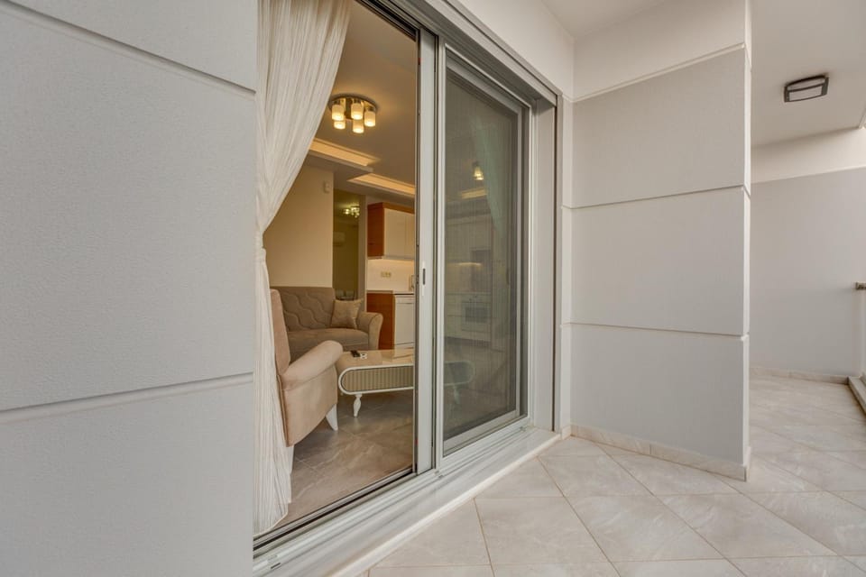 Paris Residence Cesme Hotel in Cesme