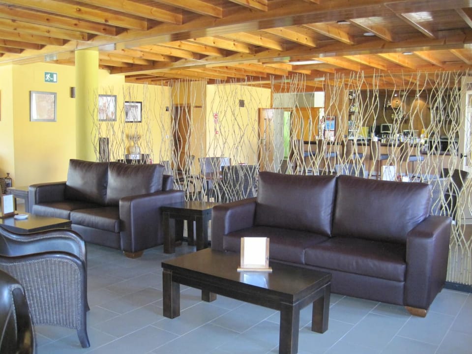 Shared lounge/TV area