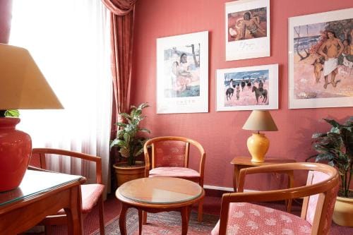 Hotel De La Paix Hotel in Lille