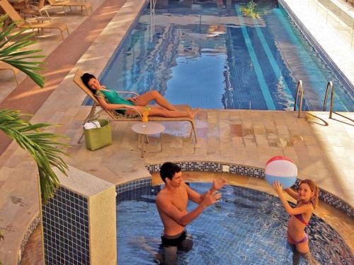 Malibu Palace Hotel Hotel in Cabo Frio