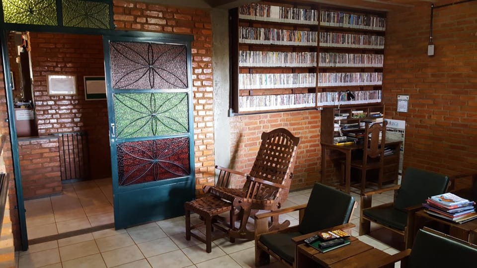 Shared lounge/TV area