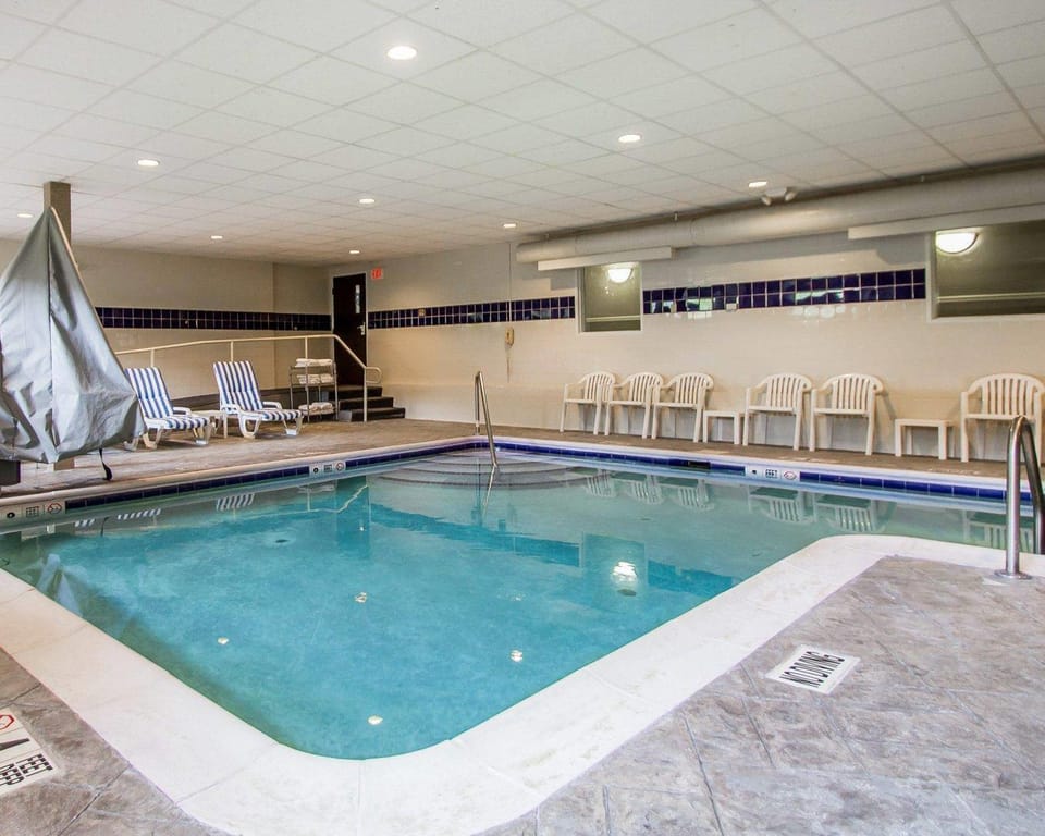 Sleep Inn & Suites Niantic North Hotel in East Lyme