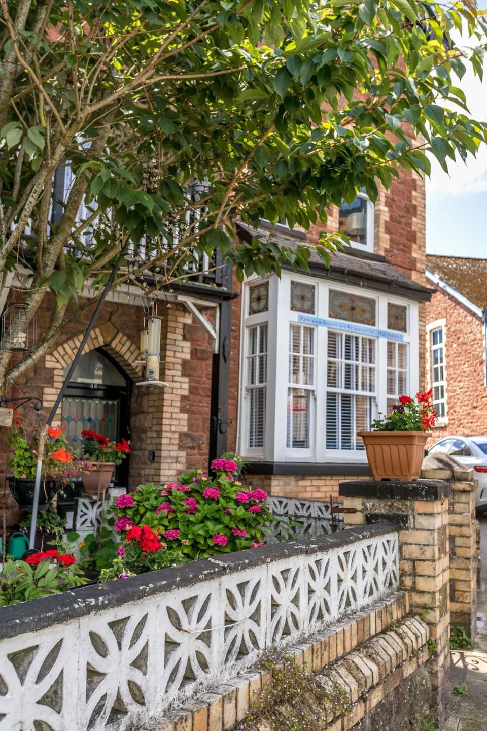 Park View R & R - Adult Only - Self-Catering - Free Parking - EV Point Hotel in Paignton