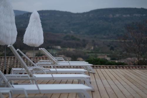 La Possibilite d'une Ile Hotel in Apt