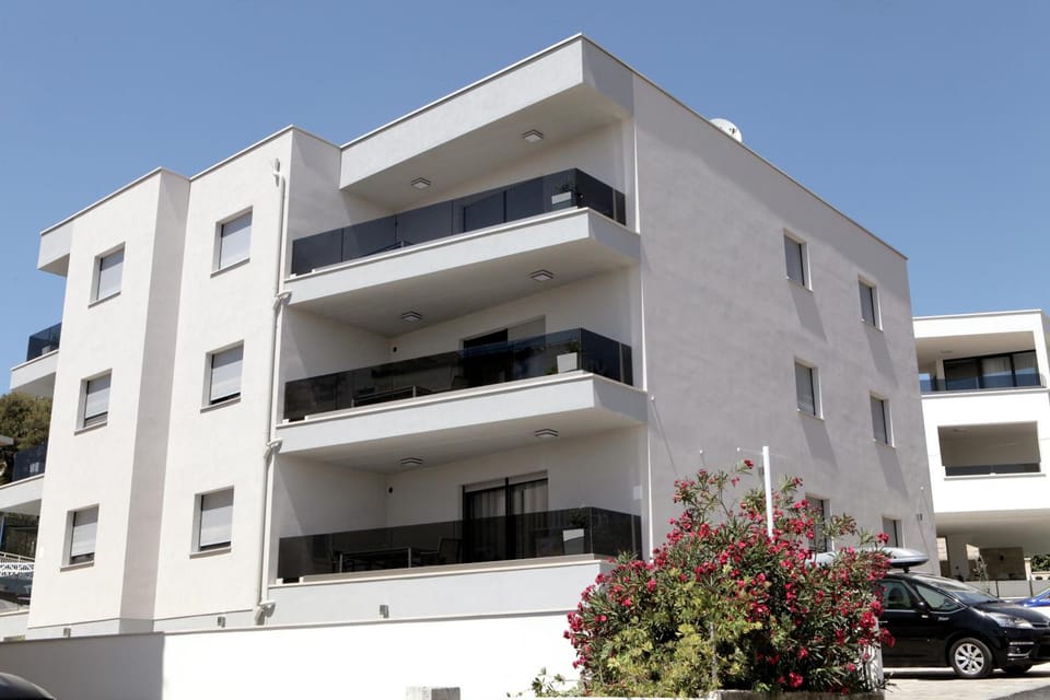 Apartments Villa Aquamarie Hotel in Okrug Gornji