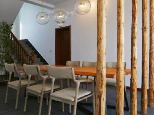 Yinian Hostel Hotel in Shanghai