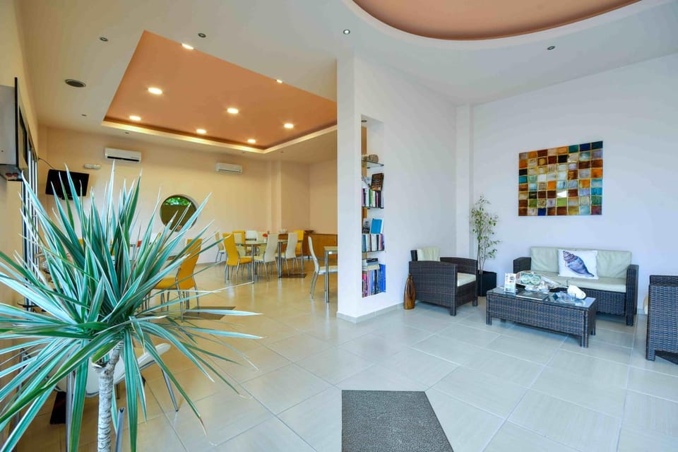 Avra Hotel Hotel in Halkidiki