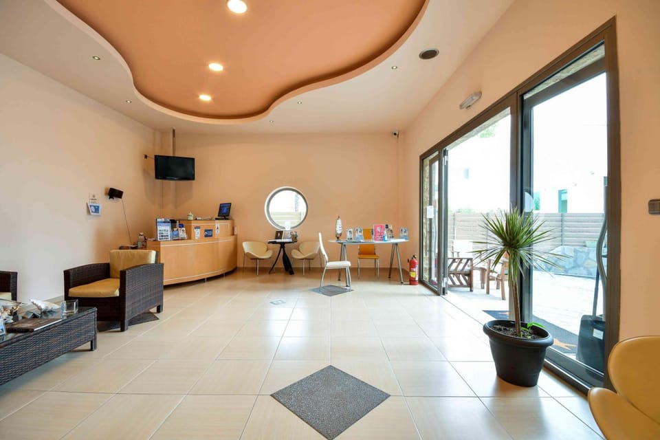 Avra Hotel Hotel in Halkidiki